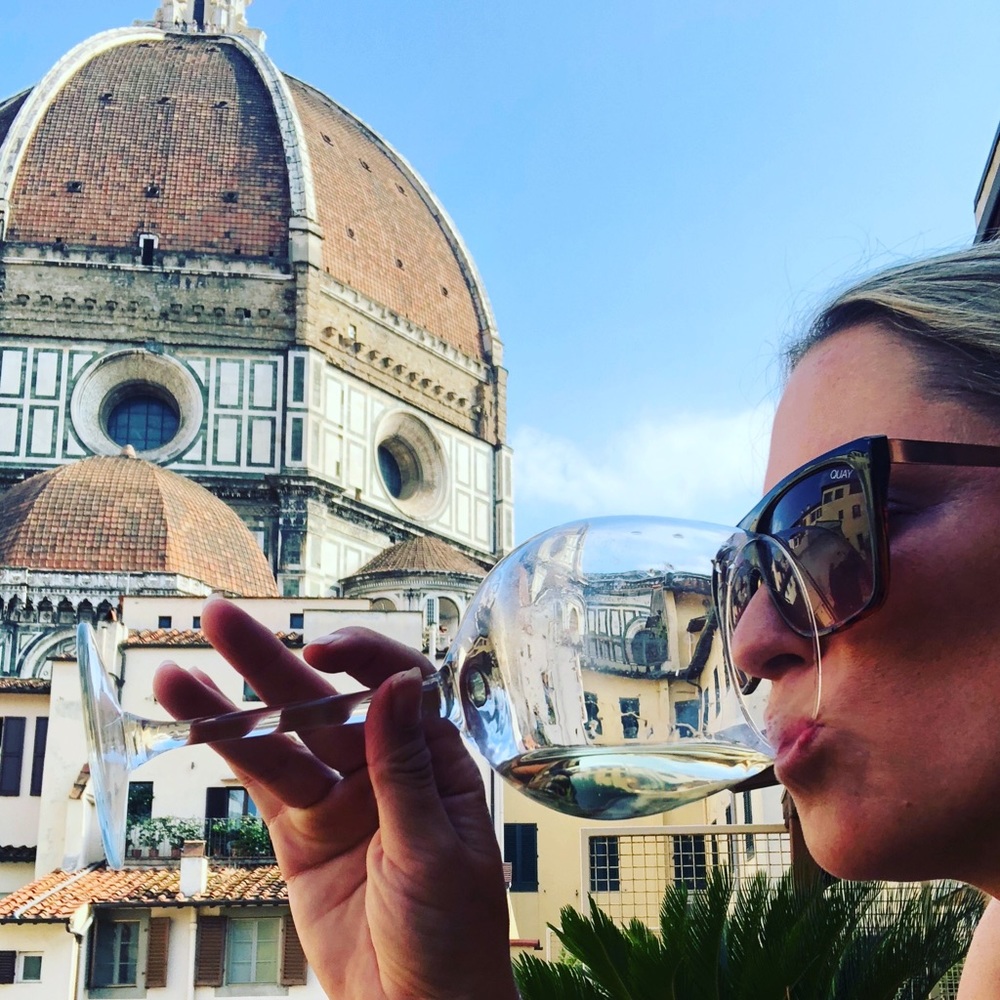 Meet your Posher, Vita